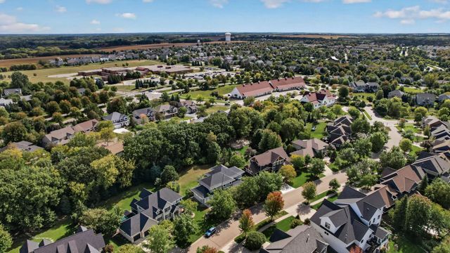 11224 Halstead Trail, Woodbury, MN 55129