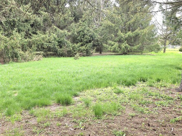 W292N6880 Dorn ROAD, Hartland, WI 53029