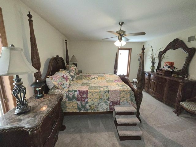 W292N6880 Dorn ROAD, Hartland, WI 53029