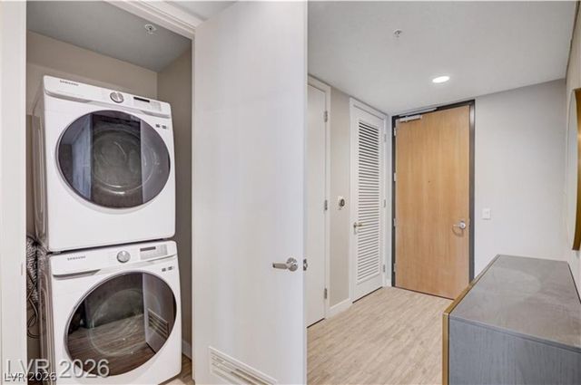 353 East Bonneville Avenue 581, Las Vegas, NV 89101
