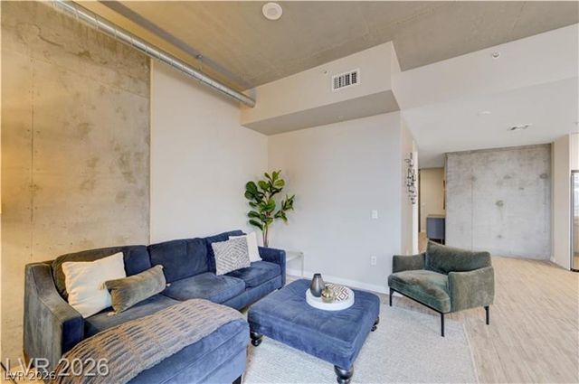 353 East Bonneville Avenue 581, Las Vegas, NV 89101