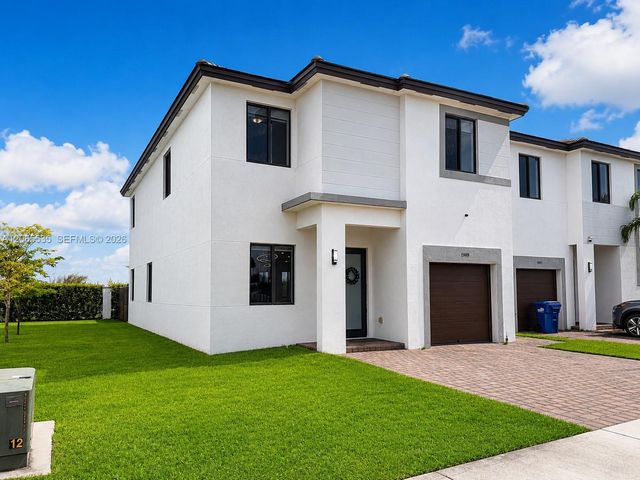 15749 SW 136th Terrace, Miami, FL 33196