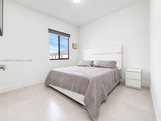 15749 SW 136th Terrace, Miami, FL 33196