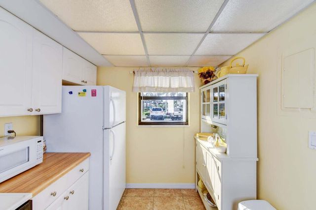 9400 S Ocean Drive 108, Jensen Beach, FL 34957