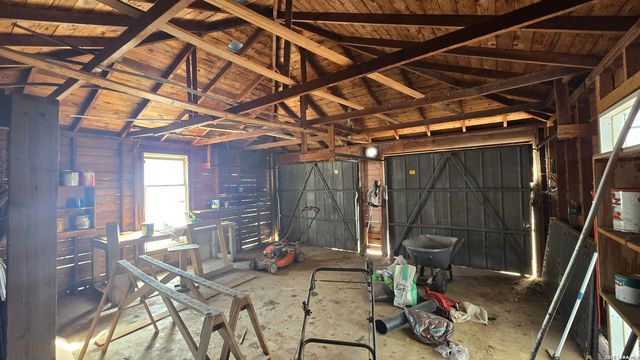 1301 Avenue K, Hondo, TX 78861