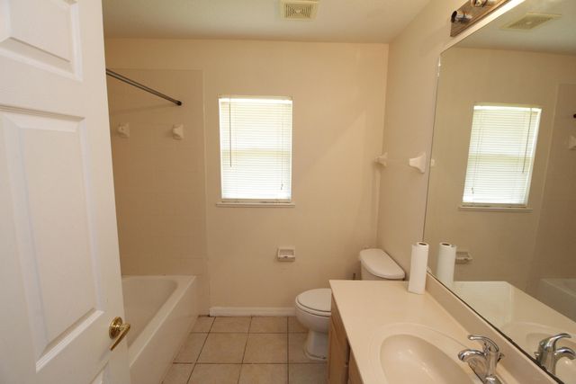 885 Tavernier Circle NE, Palm Bay, FL 32905