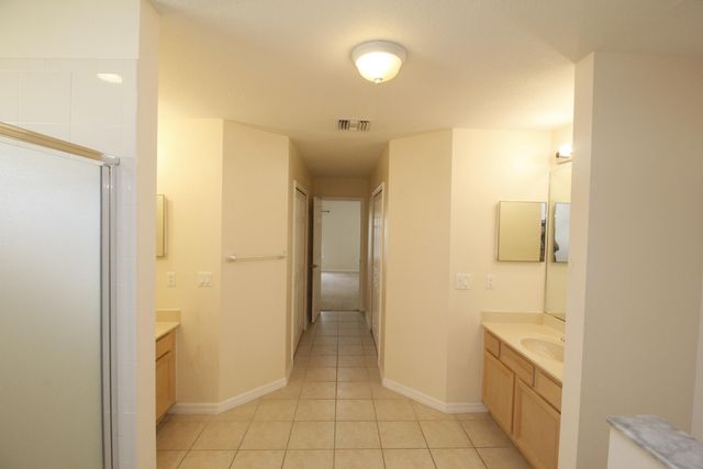 885 Tavernier Circle NE, Palm Bay, FL 32905