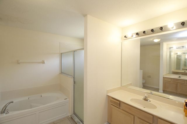 885 Tavernier Circle NE, Palm Bay, FL 32905