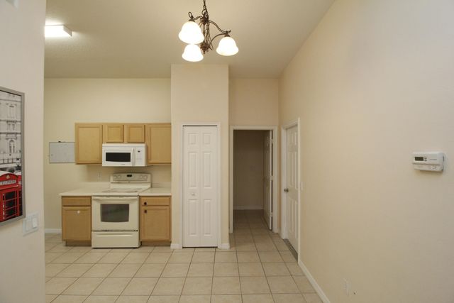885 Tavernier Circle NE, Palm Bay, FL 32905