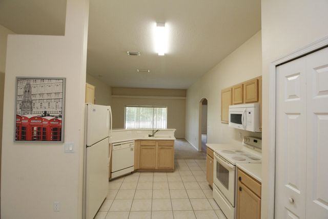 885 Tavernier Circle NE, Palm Bay, FL 32905