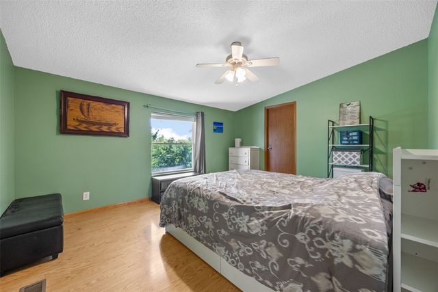 1650 W Forevergreen Road, North Liberty, IA 52317