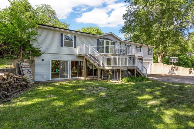 1650 W Forevergreen Road, North Liberty, IA 52317