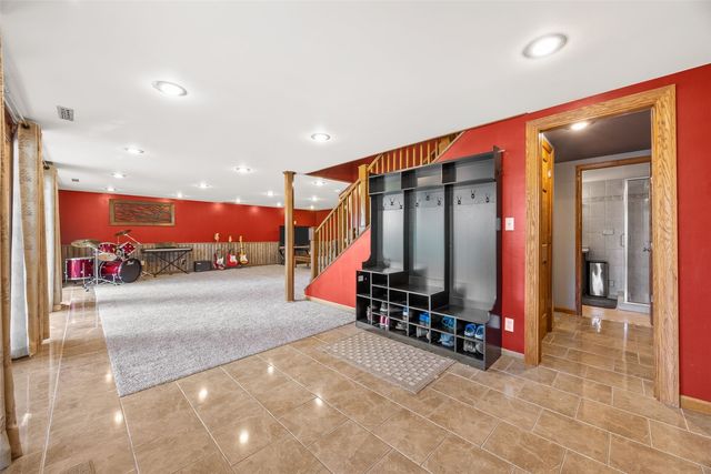 1650 W Forevergreen Road, North Liberty, IA 52317