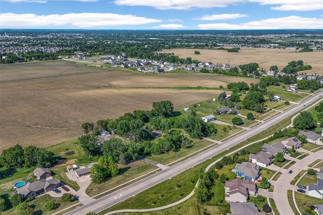 1650 W Forevergreen Road, North Liberty, IA 52317