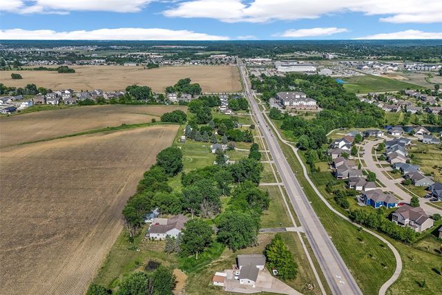 1650 W Forevergreen Road, North Liberty, IA 52317