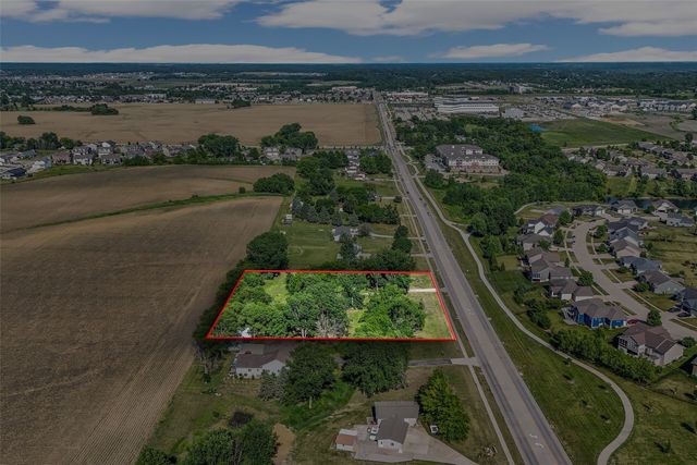 1650 W Forevergreen Road, North Liberty, IA 52317