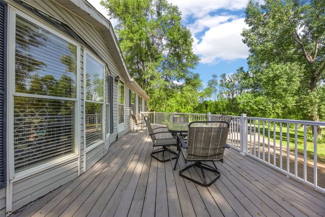 1650 W Forevergreen Road, North Liberty, IA 52317