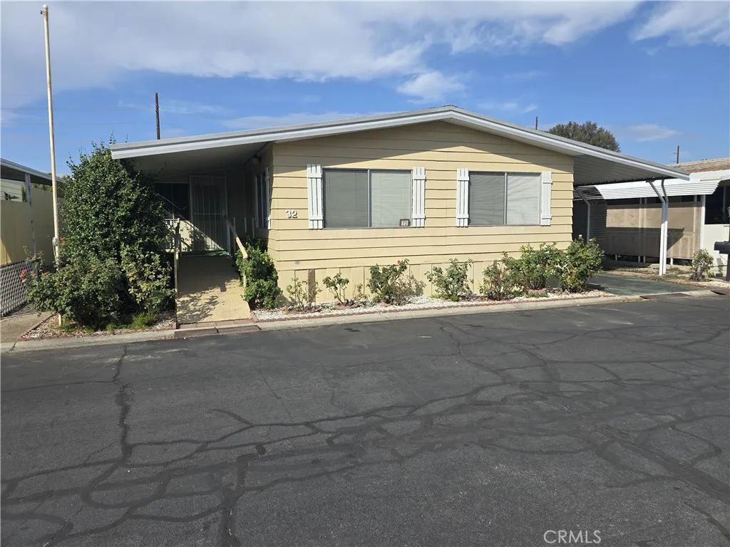 1499 Old Mountain 32, San Jacinto, CA 92583