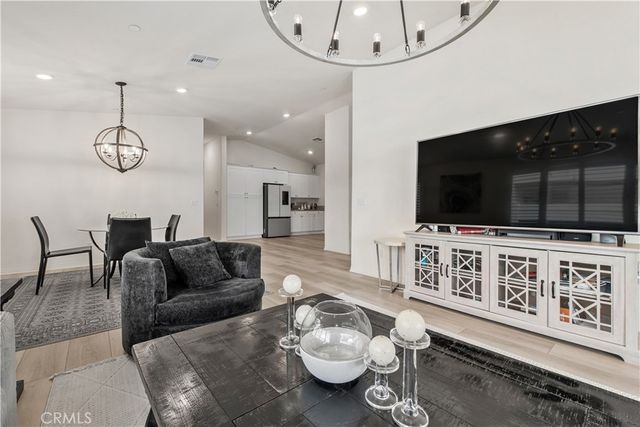 6354 Big Bend, Jurupa Valley, CA 92509