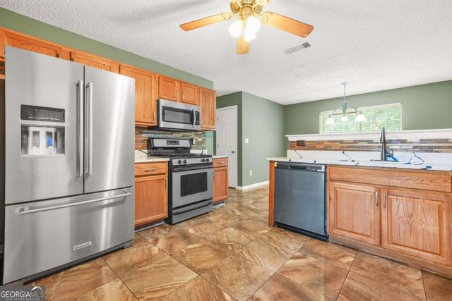 6799 Hill Creek Cove, Lithonia, GA 30058