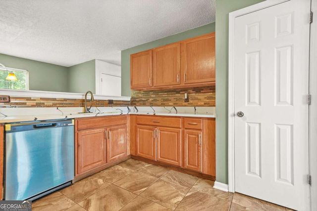 6799 Hill Creek Cove, Lithonia, GA 30058