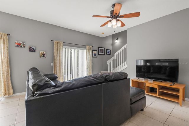 20304 NOBLE OAK PLACE, Tampa, FL 33647