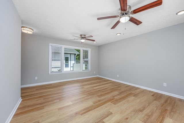 216 Loblolly Ln., Myrtle Beach, SC 29579