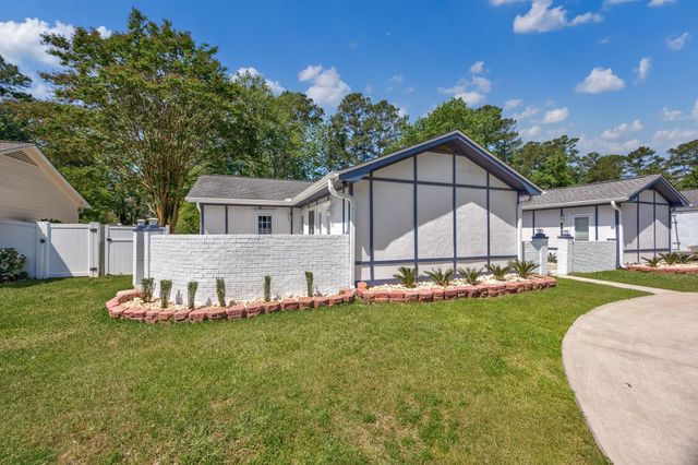 216 Loblolly Ln., Myrtle Beach, SC 29579