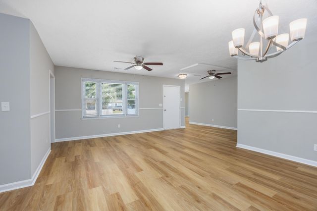 216 Loblolly Ln., Myrtle Beach, SC 29579