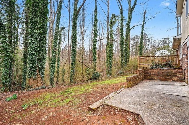 126 W Jousters NW Lane, Lawrenceville, GA 30044