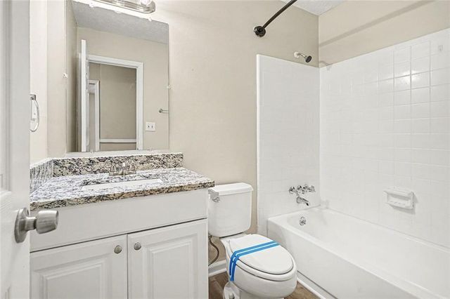 126 W Jousters NW Lane, Lawrenceville, GA 30044