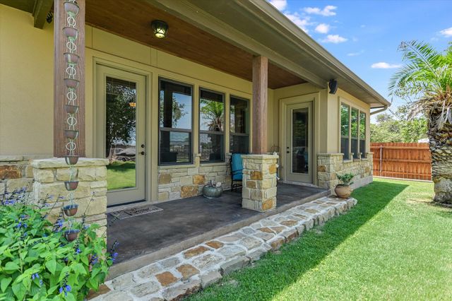 348 Carlson CIR, Buchanan Dam, TX 78609
