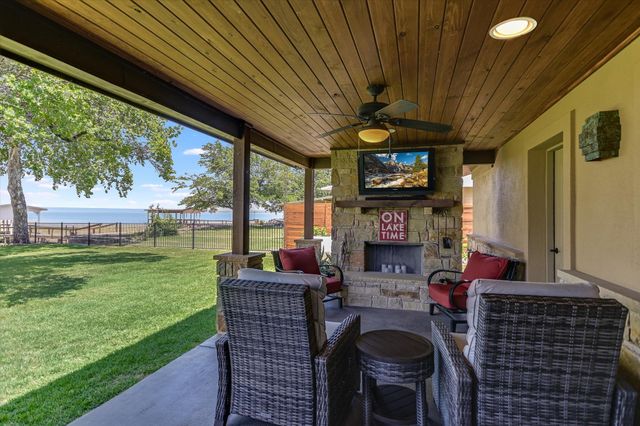 348 Carlson CIR, Buchanan Dam, TX 78609