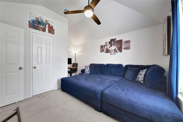 3207 Leila Oaks Drive, Houston, TX 77082
