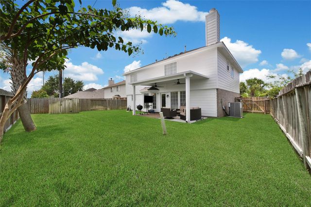 3207 Leila Oaks Drive, Houston, TX 77082