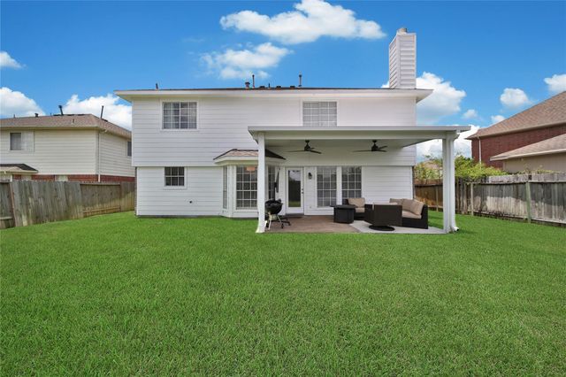 3207 Leila Oaks Drive, Houston, TX 77082