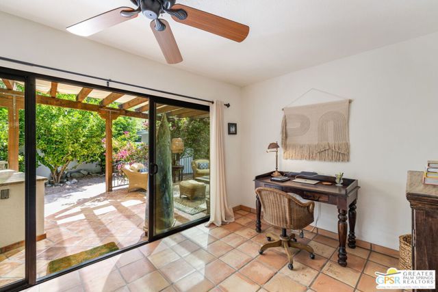 2336 N Girasol Avenue, Palm Springs, CA 92262