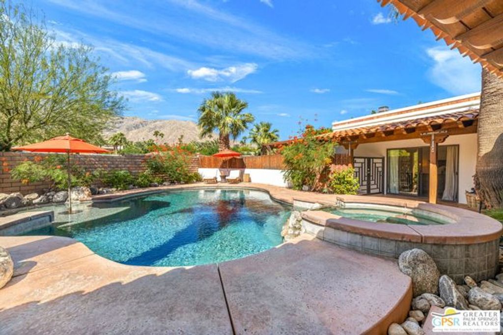 2336 N Girasol Avenue, Palm Springs, CA 92262