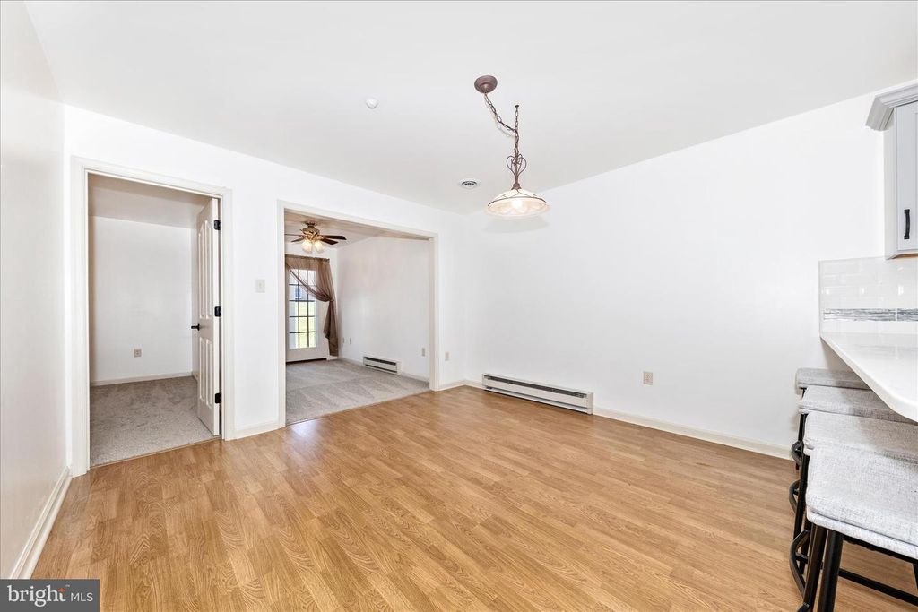 Image 17 of property listing at 372 WINDING OAK DR, Hagerstown, MD 21740