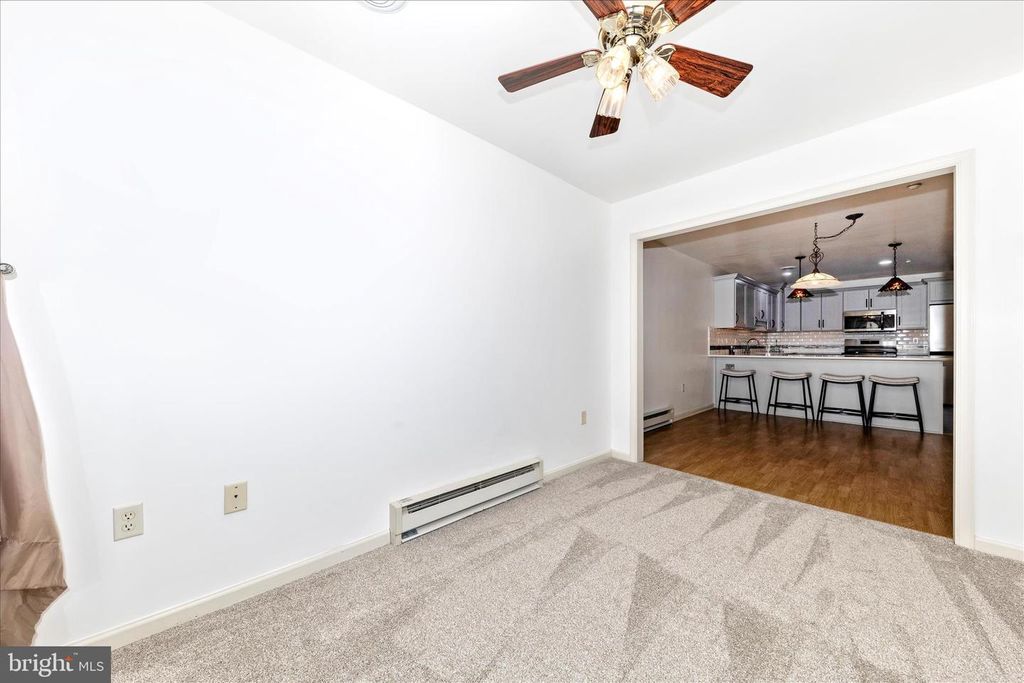 Image 25 of property listing at 372 WINDING OAK DR, Hagerstown, MD 21740