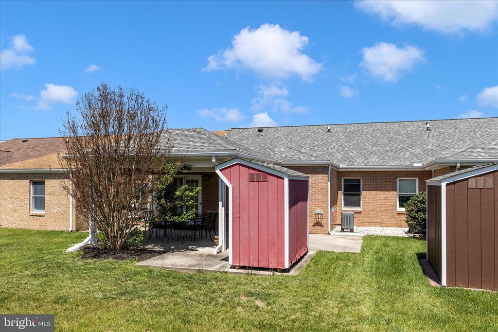 Image 40 of property listing at 372 WINDING OAK DR, Hagerstown, MD 21740