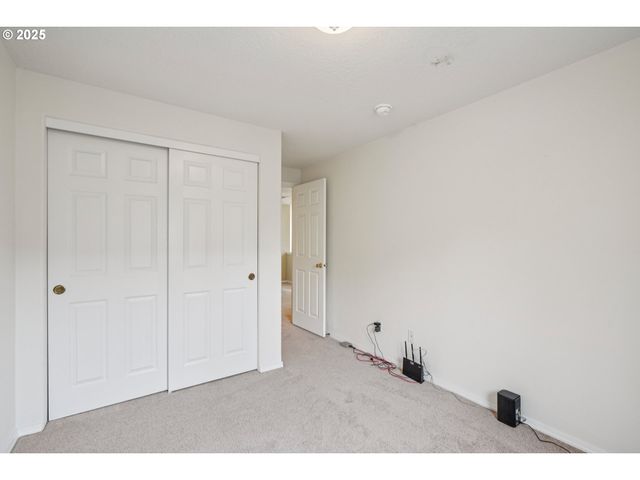 6538 Ne FOREST Ln, Hillsboro, OR 97124