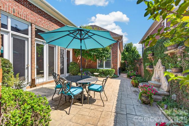 998 Blakeley Walk, Rock Hill, SC 29732