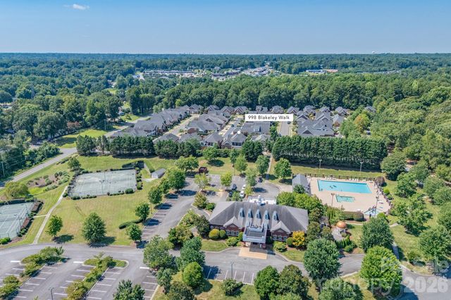 998 Blakeley Walk, Rock Hill, SC 29732