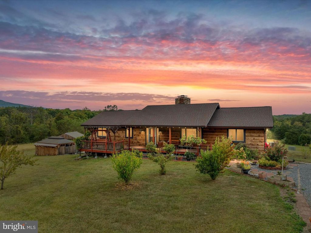 2121 S PIFER RD, Star Tannery, VA 22654