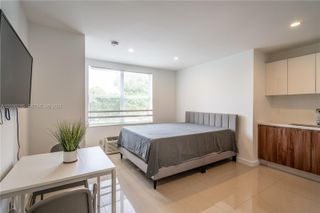 924 Marseille Dr 26, Miami Beach, FL 33141
