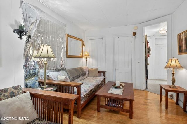 42 Ocean Pathway, Ocean Grove, NJ 07756