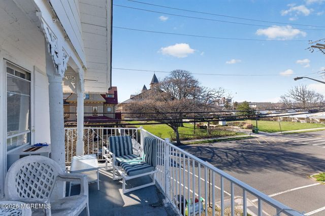 42 Ocean Pathway, Ocean Grove, NJ 07756