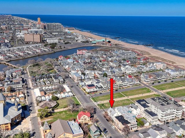 42 Ocean Pathway, Ocean Grove, NJ 07756