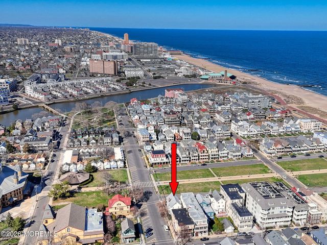 42 Ocean Pathway, Ocean Grove, NJ 07756